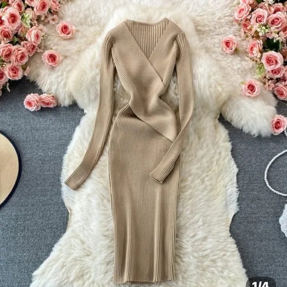 *FLASH SALE- TODAY ONLY!* Brown Dress - Picture 1 of 1